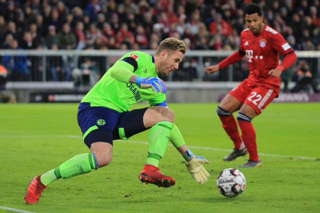 他曾效力于 他曾效力于